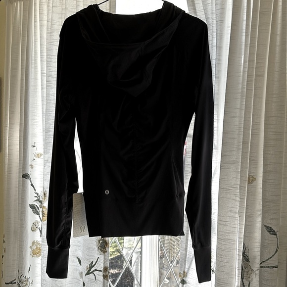 Lululemon In Flux Jacket - Picture 7 of 8